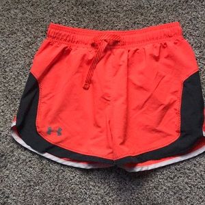 Under armour shorts.